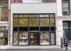 
                                	        NYC - SoHo - 470 Broadway
                                    