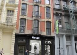 
                                	        NYC - SoHo - 70 Greene St.: 70 Greene Street|SoHo
                                    