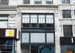 
                                	        164 Fifth Avenue: 164 Fifth Avenue - Flatiron District, NYC - Current Facade
                                    